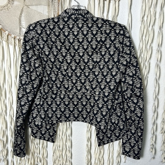 Robert Rodriguez Black and Cream Floral Stamp Tux Inspired Blazer Size 4 - Picture 12 of 12